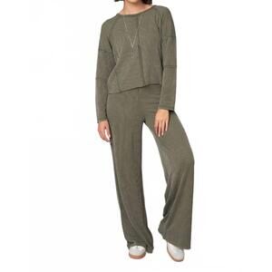 NEW PINE APPAREL cable box cut top with pull on pant set in green